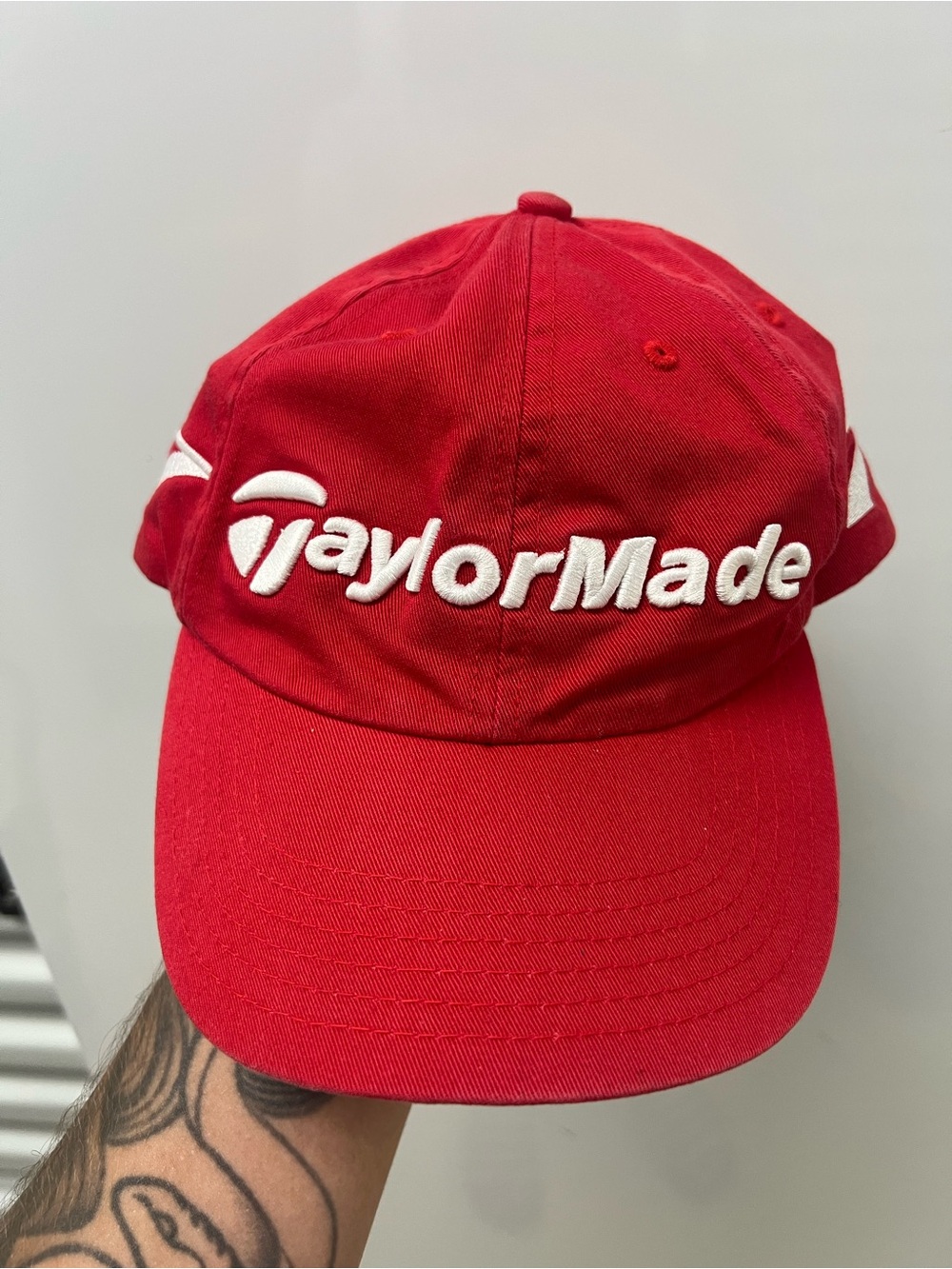 TaylorMade R7 Hat